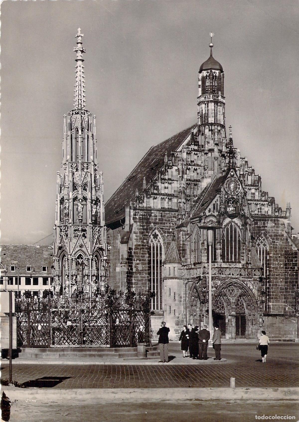 Postkarten: Postal N&uacute;remberg: Frauenkirche y Fuente Hermosa (Sch&ouml;ner Brunnen) RPPC
