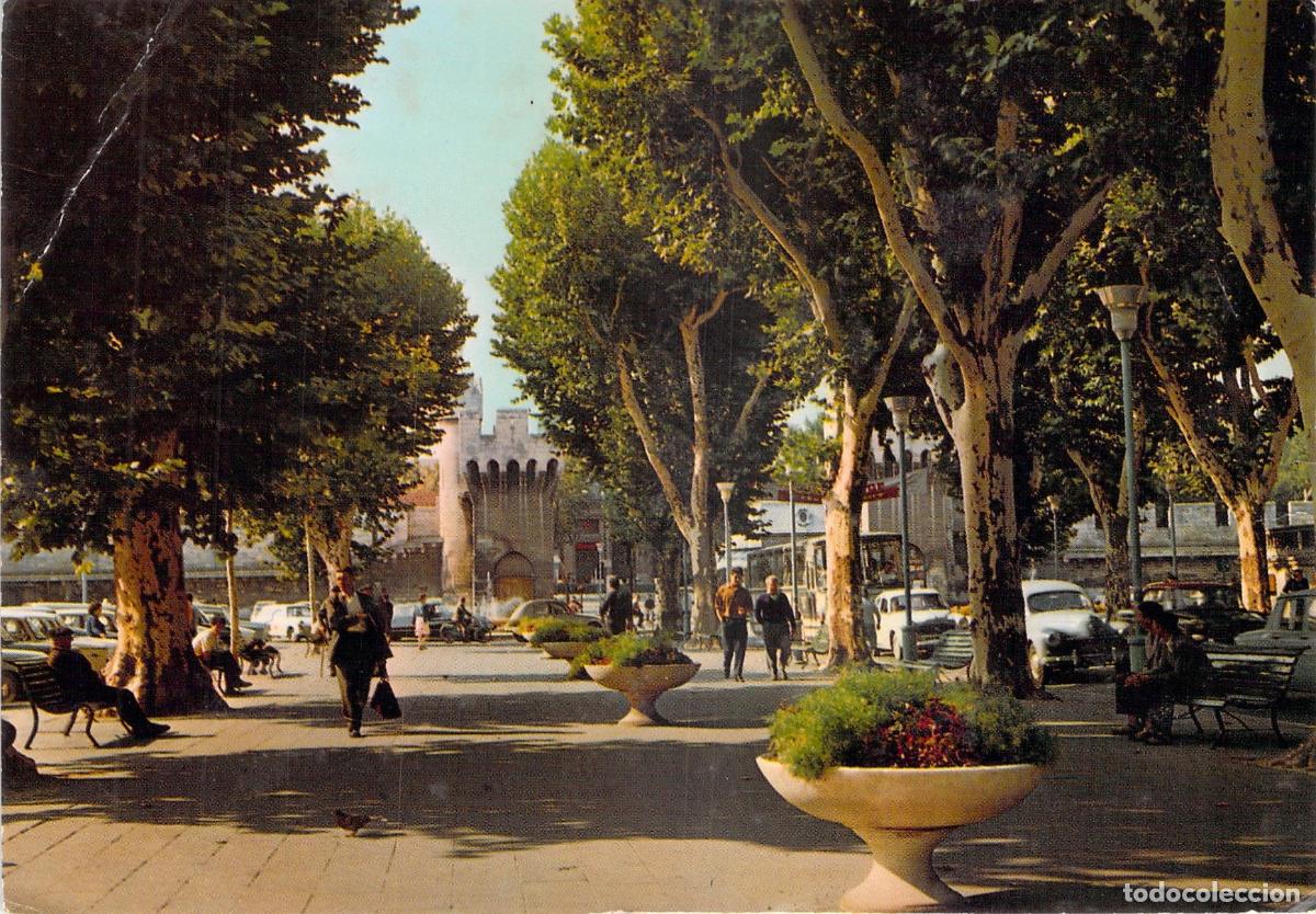 Postais: Postal Avignon Francia - El Cours Jean-Jaur&egrave;s con &Aacute;rboles y Muros Hist&oacute;ricos