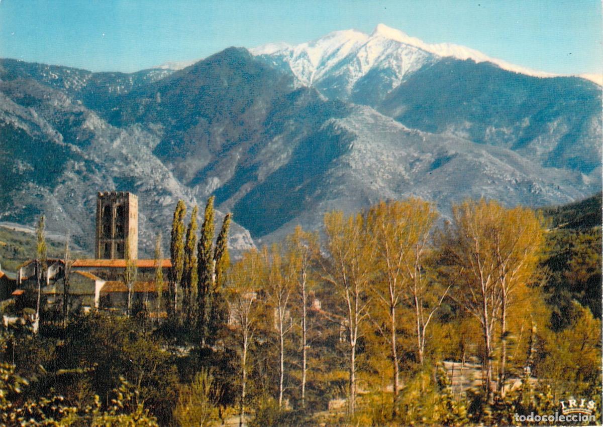 Postcards: Postal Saint-Michel-de-Cuxa y Macizo del Canigou, Roussillon, Francia
