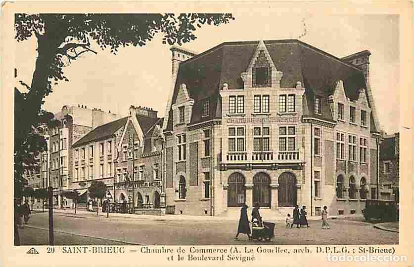Postcards: France - 22 - Saint Brieuc - Chambre de Commerce et le Boulevard S&eacute;vign&eacute; - Anim&eacute;e - CPA - Voir Scans
