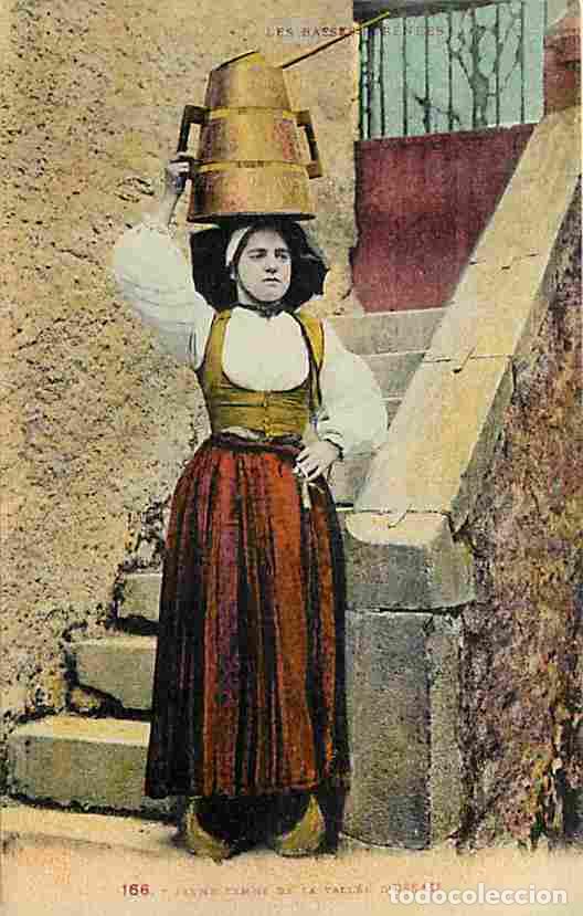 Postales: France - 64 - Pyr&eacute;n&eacute;es Atlantiques - Jeune Femme de la Vall&eacute;e d'Ossau - Anim&eacute;e - Folklore - Coloris&eacute;