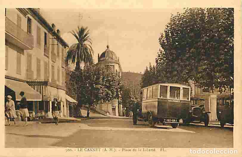 Postkarten: France - 06 - Le Cannet - Place de la Libert&eacute; - Anim&eacute;e - Automobiles - Bus - Autocar - CPA - Voir Sc