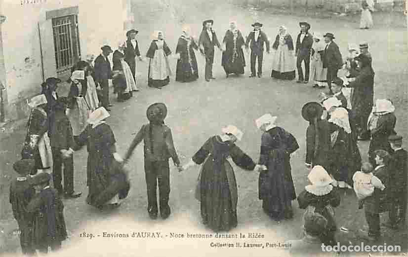 Postkarten: France - 56 - Auray - Environs d'Auray - Noce bretonne dansant la Rid&eacute;e - Anim&eacute;e - Folklore - CPA -