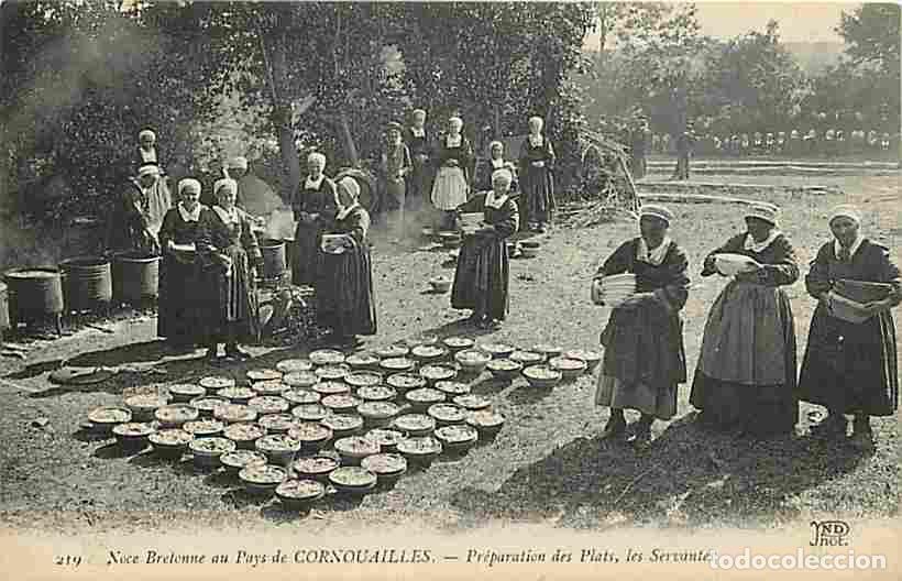 Postkarten: France - 29 - Finist&egrave;re - Noce Bretonne au Pays de Cornouailles - Pr&eacute;paration des Plats - Les Servan
