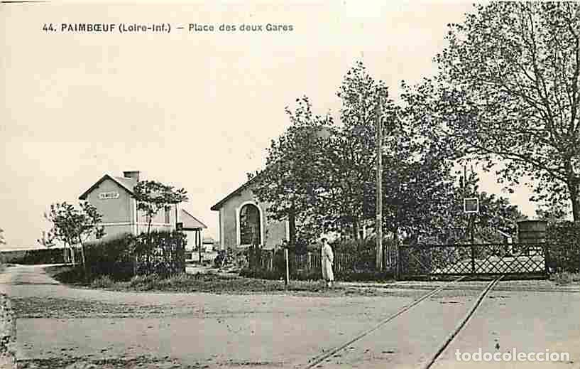 Cartes Postales: France - 44 - Paimboeuf - Place des deux Gares - Anim&eacute;e - CPA - Voir Scans Recto-Verso