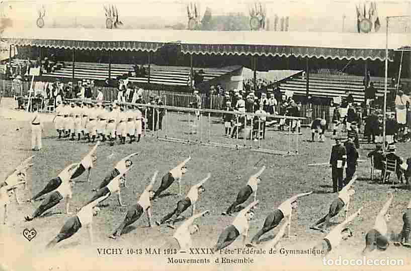 Postales: France - 03 - Vichy - Fete F&eacute;d&eacute;rale de Gymnastique - Mouvements d'Ensemble - Anim&eacute;e - Sport - CPA -