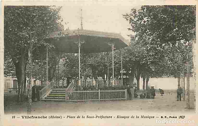 Postais: France - 69 - Villefranche sur Saone - Place de la Sous Pr&eacute;fecture - Kiosque de la Musique - Anim&eacute;e
