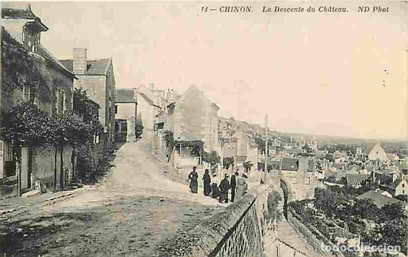 Postcards: France - 37 - Chinon - La Descente du Ch&acirc;teau - Anim&eacute;e - CPA - Voir Scans Recto-Verso