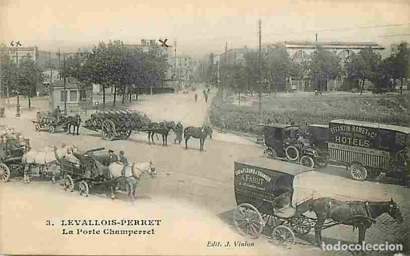 Postcards: France - 92 - Levallois Perret - La Porte de Champeret - Anim&eacute;e - Automobiles - Chevaux attel&eacute;s - CP