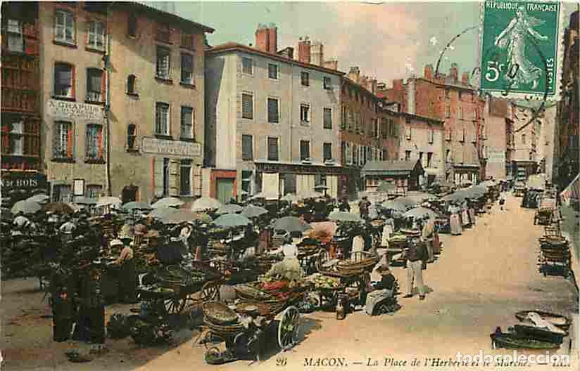 Postkarten: France - 71 - Macon - La Place de l'Herberie et le March&eacute; - Anim&eacute;e - Coloris&eacute;e - CPA - Voir Scans Re