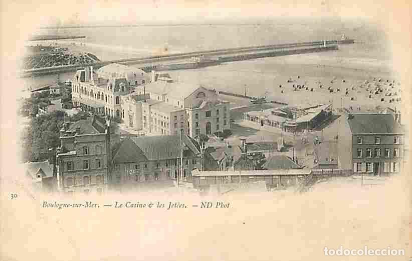 Cartoline: France - 62 - Boulogne sur Mer - Le Casino et les Jet&eacute;es - Vue a&eacute;rienne - CPA - Voir Scans Recto-Ver