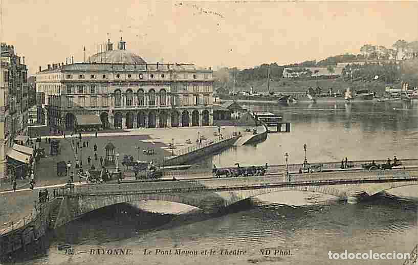Cartoline: France - 64 - Bayonne - Le Pont Mayou et le Th&eacute;atre - Anim&eacute;e - Oblit&eacute;ration ronde de 1911 - Attelage