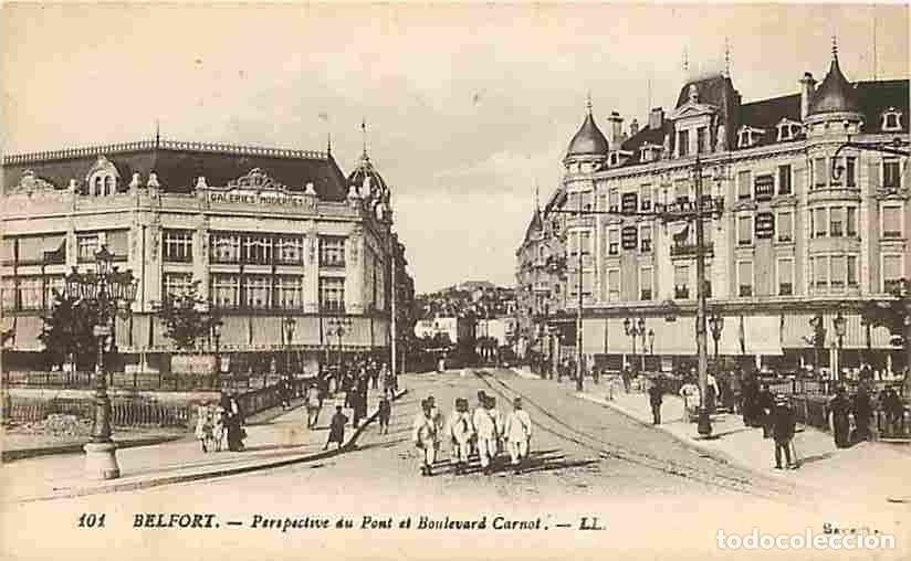 Cartoline: France - 90 - Belfort - Perspective du Pont et Boulevard Carnot - Anim&eacute;e - Soldats - Militaria - Com