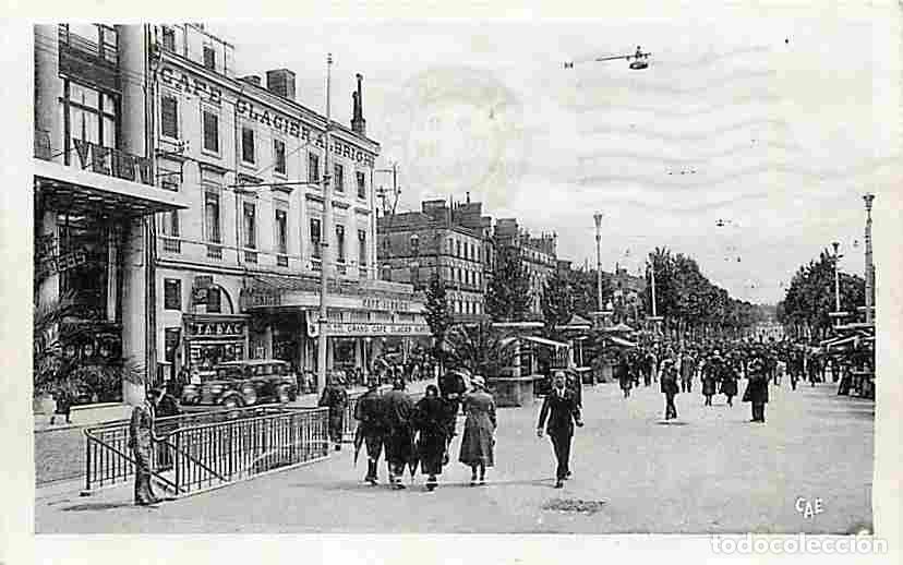 Postkarten: France - 31 - Toulouse - All&eacute;e Jean Jaur&egrave;s et ses Kiosques - Anim&eacute;e - Automobiles - Commerces - CPA