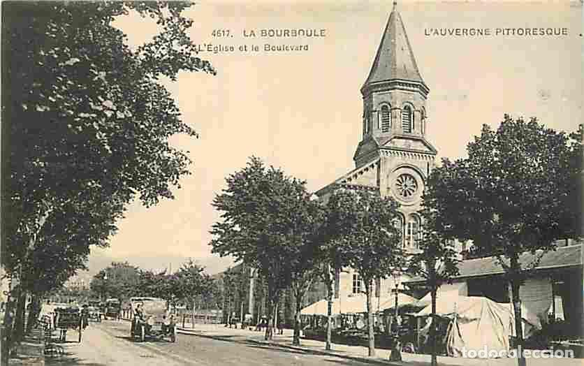 Postkarten: France - 63 - La Bourboule - L'Eglise et le Boulevard - Anim&eacute;e - Automobiles - CPA - Voir Scans Rect