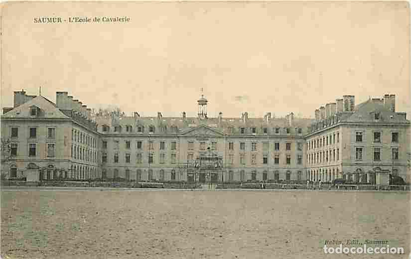 Cartoline: France - 49 - Saumur - L'Ecole de Cavalerie - Etat pli visible - CPA - Voir Scans Recto-Verso
