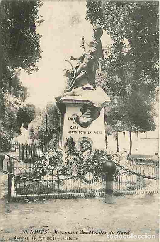 Cartes Postales: France - 30 - Nimes - Monument des Mobiles du Gard - Monument aux morts - CPA - Voir Scans Recto-Ver