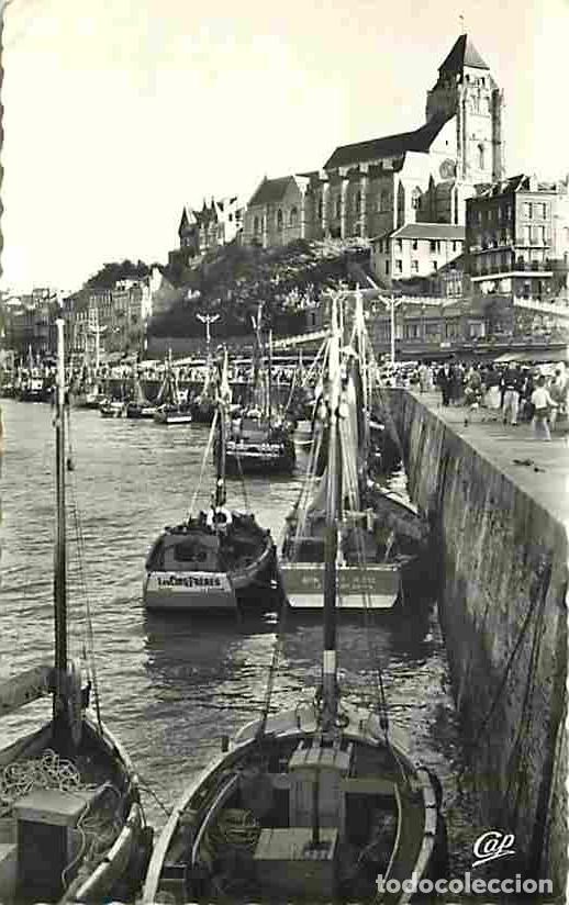 Postales: France - 76 - Le Tr&eacute;port - Le Port et l'Eglise Saint Jacques - Anim&eacute;e - Bateaux - Oblit&eacute;ration ronde