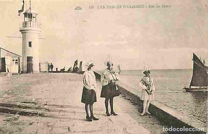 Postales: France - 85 - Les Sables d'Olonne - Sablaises sur la jet&eacute;e - Anim&eacute;e - Folklore - Carte Neuve - CPA -
