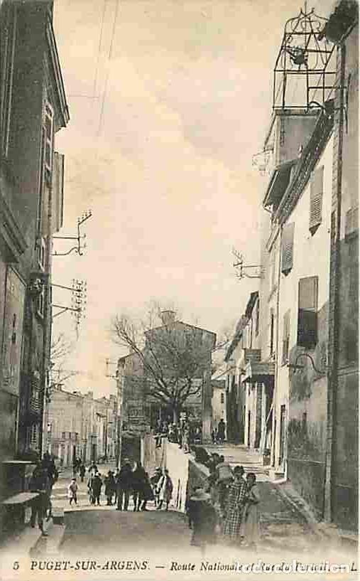Postales: France - 83 - Puget sur Argens - Route Nationale et Rue du Portail - Anim&eacute;e - Correspondance - Oblit