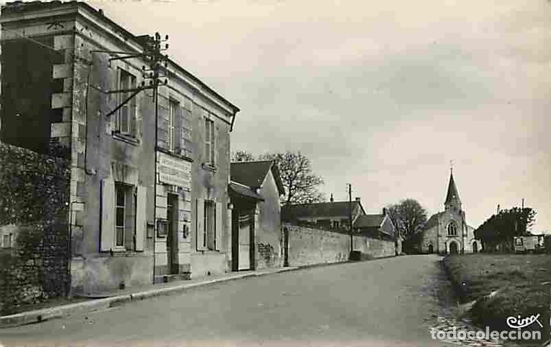 Postales: France - 37 - La Tour Saint Gelin - La poste et l'Eglise - Voir Timbre - Oblit&eacute;ration ronde de 1954