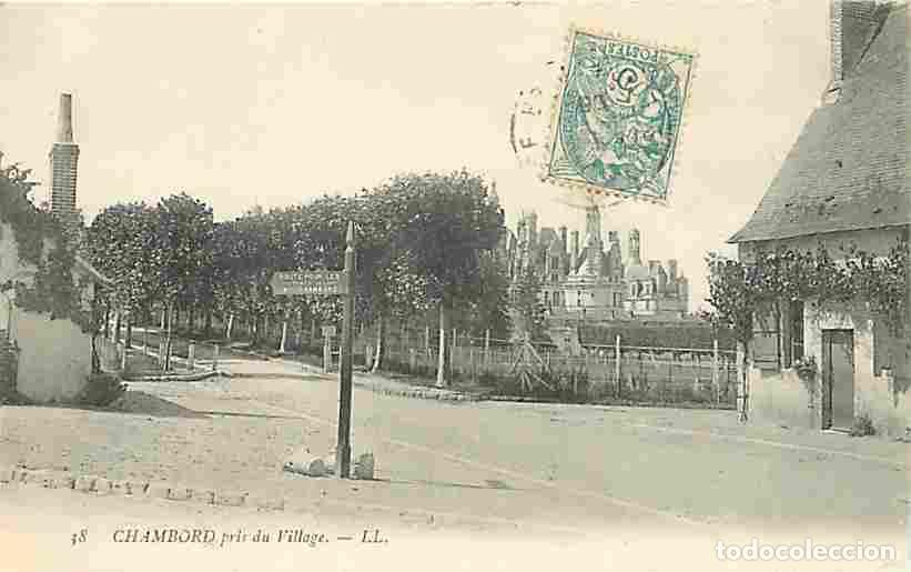 Cartoline: France - 41 - Chambord - Le Ch&acirc;teau pris du Village - Oblit&eacute;ration ronde de 1905 - CPA - Voir Scans