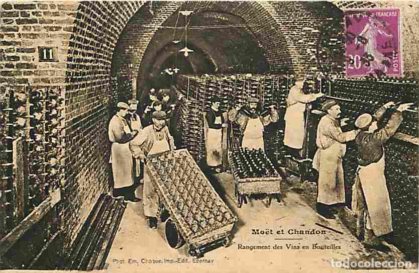 Postales: France - 51 - Epernay - Mo&euml;t et Chandon - Rangement des Vins en Bouteilles - Anim&eacute;e - Oblit&eacute;ration r