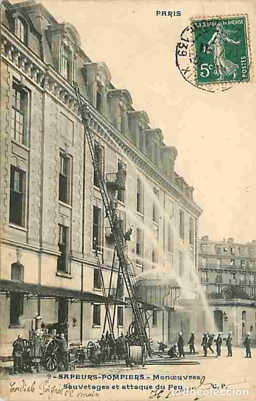Cartes Postales: France - 75 - Paris - Sapeurs Pompiers - Manoeuvres - Sauvetages et attaque du Feu - Anim&eacute;e - Lance