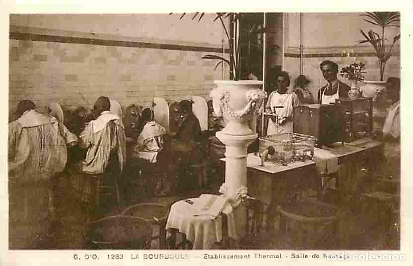 Postales: France - 63 - La Bourboule - Etablissement Thermal - Salle de humage - Anim&eacute;e - Correspondance - Voy