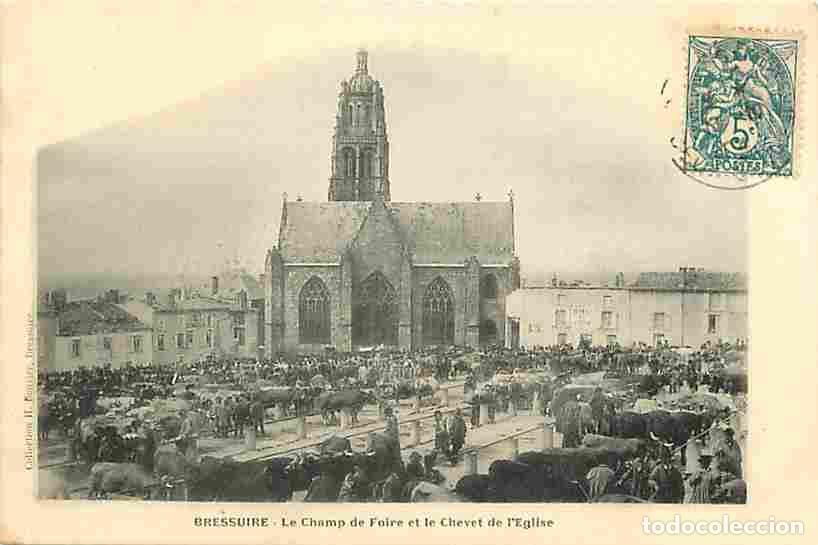 Postales: France - 79 - Bressuire - Le champ de Foire et le Chevet de l'Eglise - Anim&eacute;e - March&eacute; aux Bestiaux