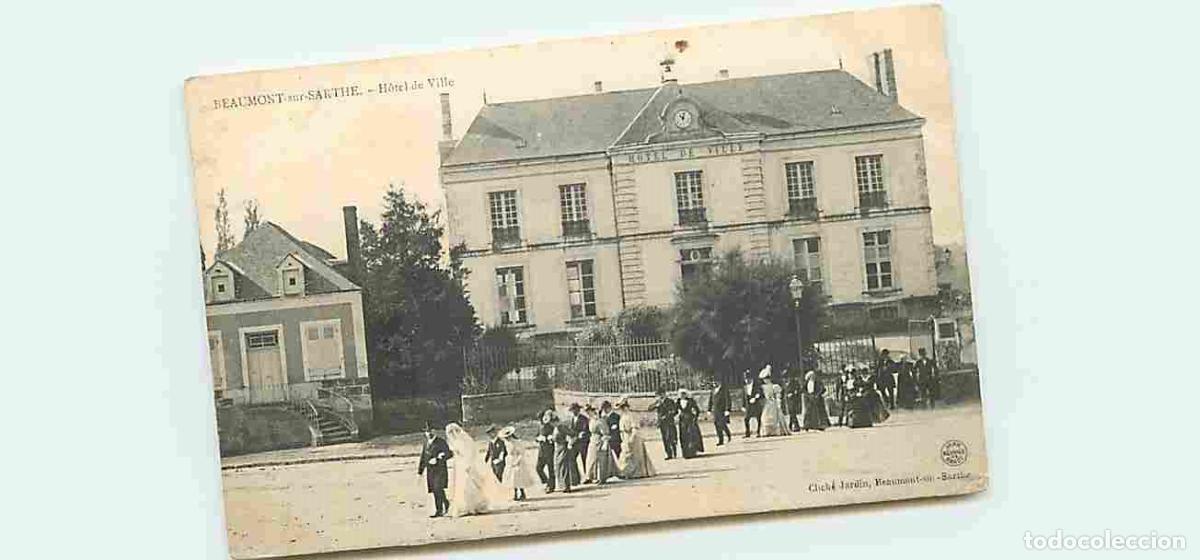 Cartoline: France - 72 - Beaumont sur Sarthe - Hotel de Ville - Sortie d'un mariage - Anim&eacute;e - Oblit&eacute;ration ron