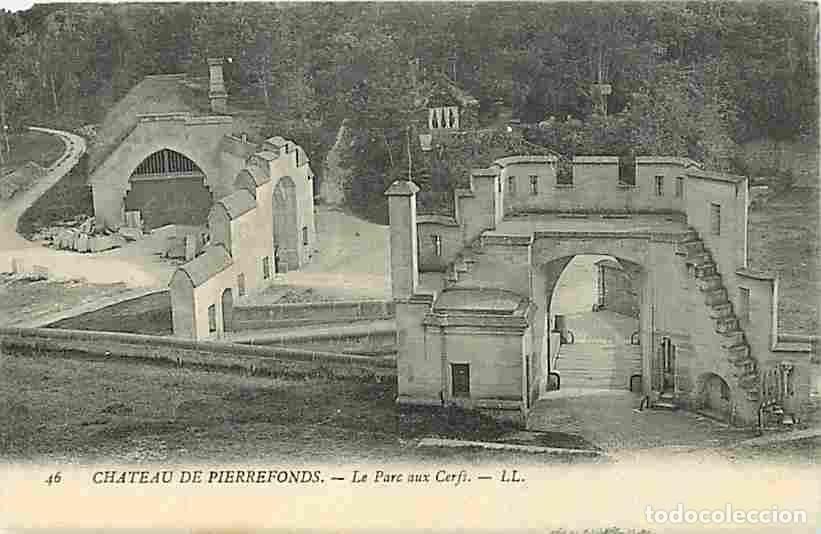 Postais: France - 60 - Pierrefonds - Le Ch&acirc;teau - Le Parc aux Cerfs - Etat coin abim&eacute; - CPA - Voir Scans Rect