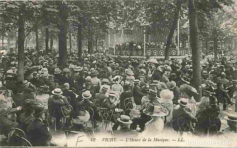 Postkarten: France - 03 - Vichy - L'Heure de la Musique - Anim&eacute;e - Oblit&eacute;ration ronde de 1913 - CPA - Voir Scans