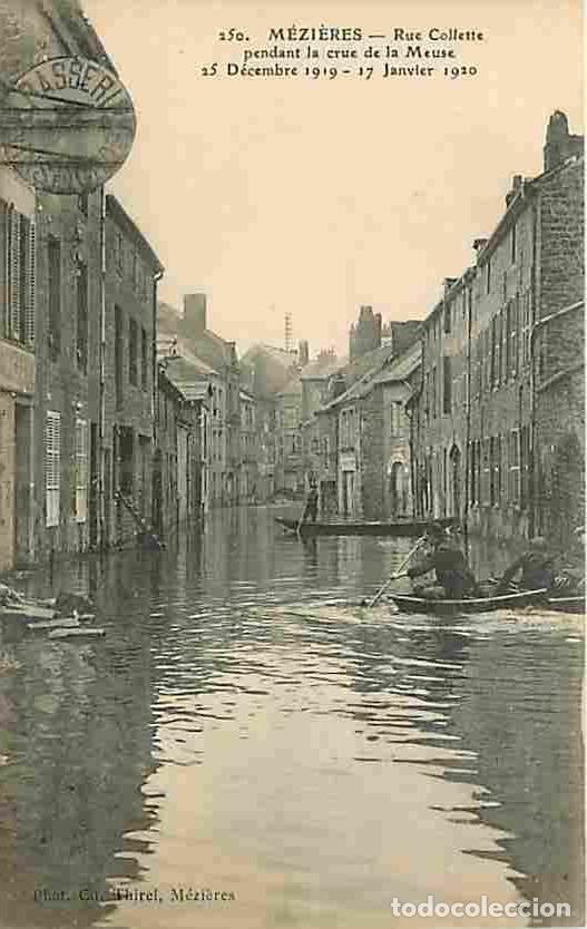 Postkarten: France - 08 - M&eacute;zi&egrave;res - Rue Collette - Pendant la crue de la Meuse - 25 D&eacute;cembre 1919 au 17 Janvier