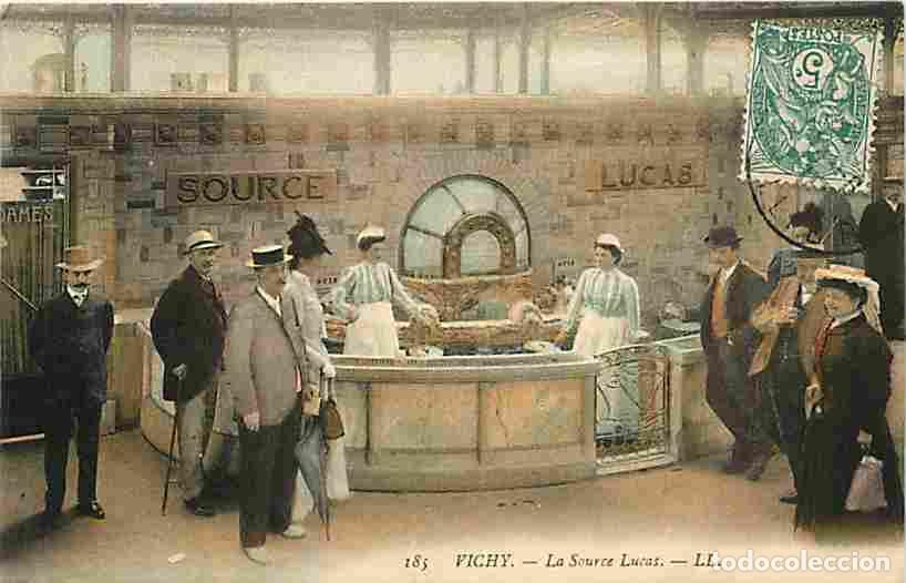 Cartes Postales: France - 03 - Vichy - La Source Lucas - Anim&eacute;e - Coloris&eacute;e - Oblit&eacute;ration ronde de 1907 - CPA - Voir