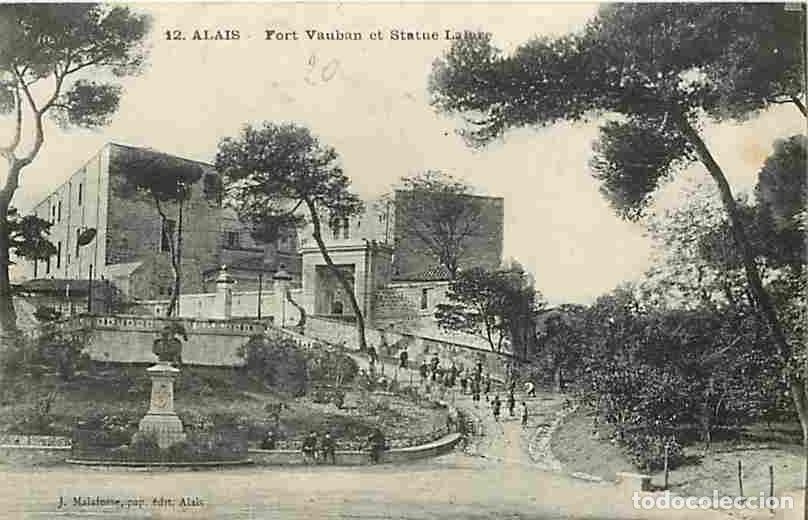 Cartoline: France - 30 - Al&egrave;s - Fort Vauban et Statue Lalare - Anim&eacute;e - Correspondance - Voyag&eacute;e en 1919 - CPA