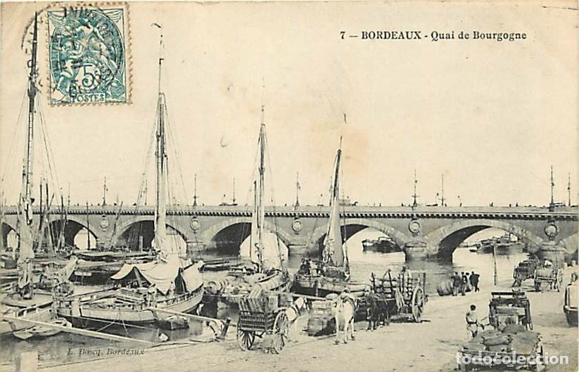 Postkarten: France - 33 - Bordeaux - Quai de Bourgogne - Anim&eacute;e - Etat l&eacute;g&egrave;re froissure sur un des coin - CPA -