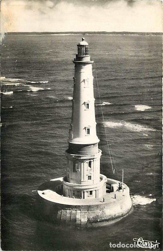 Postales: France - 33 - Gironde - Phare de Cordouan - Vue a&eacute;rienne - Voir Timbre - Oblit&eacute;ration ronde de 1956
