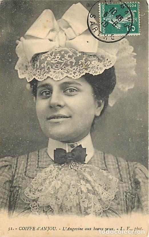 Cartoline: France - 49 - Angers - L'Angevine aux beaux yeux - Anim&eacute;e - Folklore - Costume traditionnel - CPA -