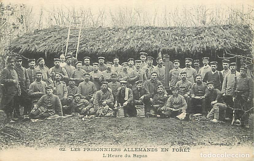 Postales: France - 56 - Camp de Coetquidan - Guerre 1914-1918 - Les Prisonniers Allemands en Foret - L'heure d