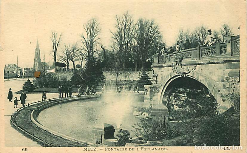 Postkarten: France - 57 - Metz - Fontaine de l'Esplanade - Anim&eacute;e - CPA - Voir Scans Recto-Verso