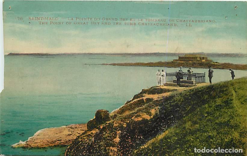 Cartoline: France - 35 - Saint Malo - La Pointe du Grand Bey et le tombeau de Chateaubriand - Coloris&eacute;e - Etat