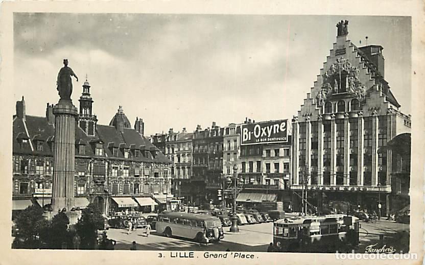 Cartoline: France - 59 - Lille - Grand Place - Anim&eacute;e - Automobiles - Bus - CPA - Voir Scans Recto-Verso