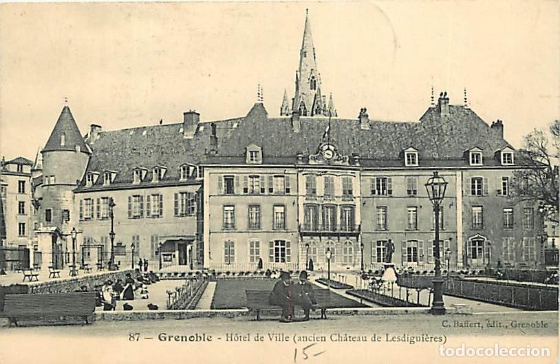 Cartoline: France - 38 - Grenoble - H&ocirc;tel de Ville (ancien Ch&acirc;teau de Lesdigui&egrave;res) - Anim&eacute;e - Correspondance -