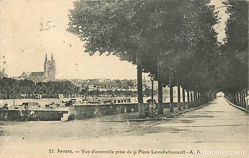 Postkarten: France - 49 - Angers - Vue d'ensemble prise de la Place Larochefoucault - Oblit&eacute;ration ronde de 1924