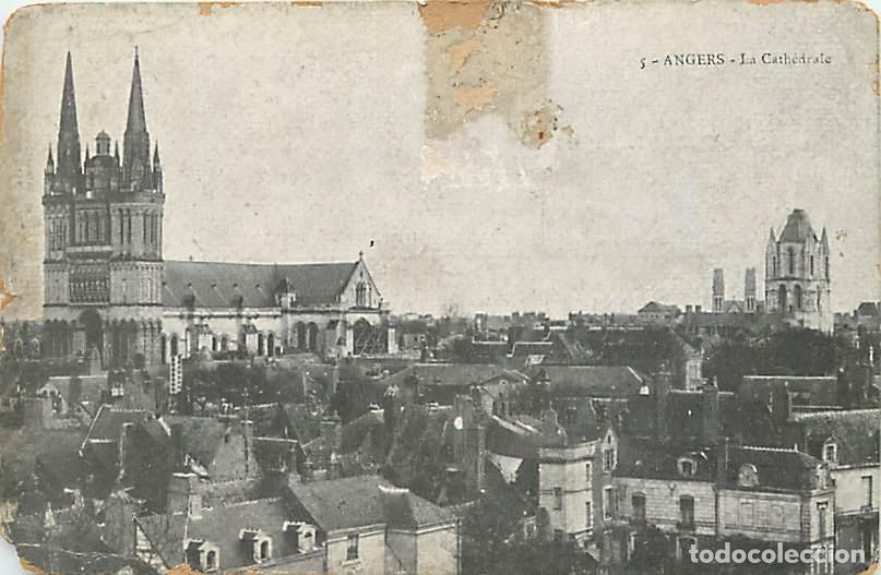 Postkarten: France - 49 - Angers - La Cath&eacute;drale - Etat mauvais, plis visibles, &eacute;corn&eacute;e - CPA - Voir Scans Recto