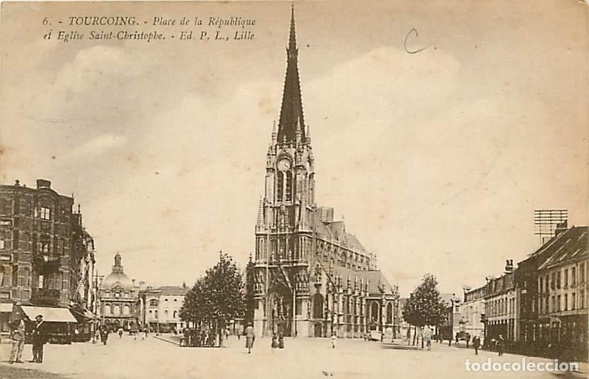 Cartes Postales: France - 59 - Tourcoing - Place de la R&eacute;publique et Eglise Saint Christophe - Anim&eacute;e - Etat l&eacute;ger pl