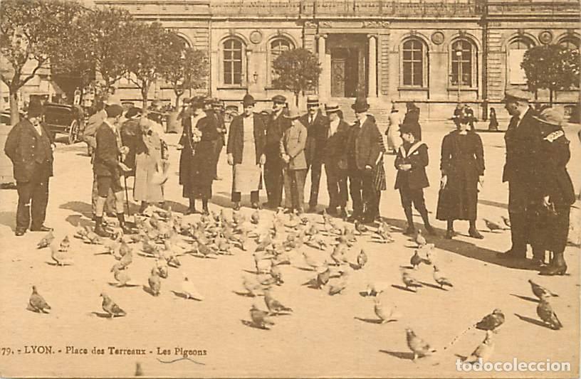 Postkarten: France - 69 - Lyon - Place des Terreaux - Les Pigeons - Anim&eacute;e - CPA - Voir Scans Recto-Verso