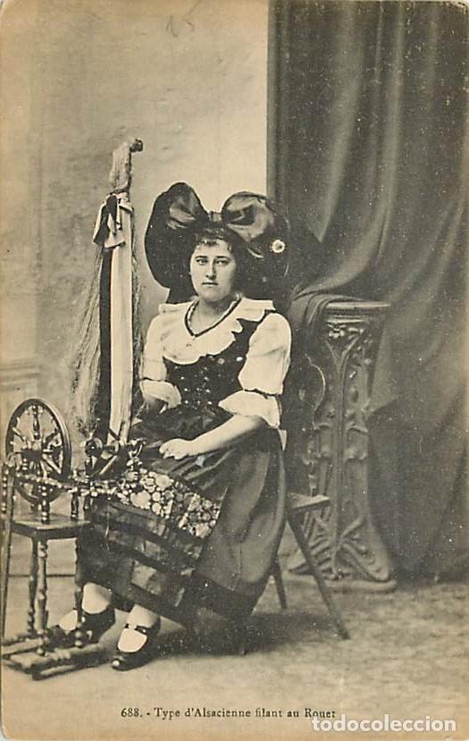 Postkarten: France - 67 - Bas Rhin - Type d'Alsacienne filant an Rouet - Anim&eacute;e - Folklore - Fileuse - CPA - Voi