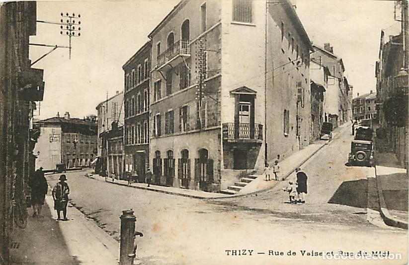 Postkarten: France - 69 - Thizy - Rue de Vaise et Rue du Midi - Anim&eacute;e - Automobiles - CPA - Voir Scans Recto-Ve